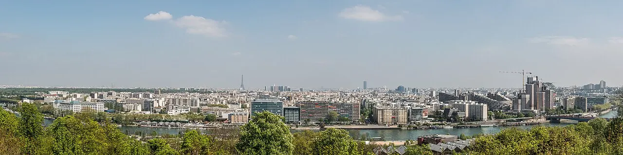 Boulogne-Billancourt vue depuis le parc de Saint-Cloud