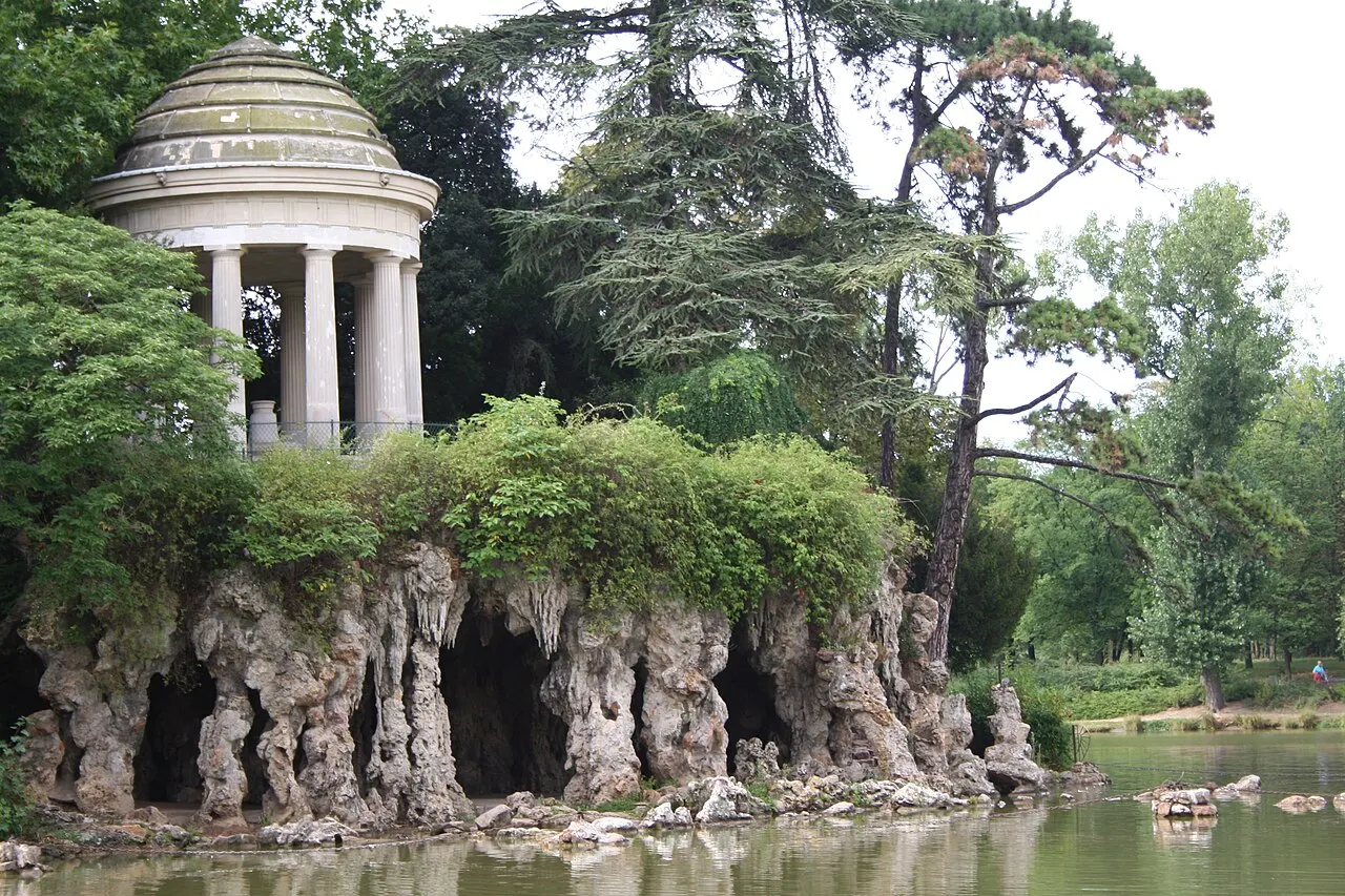 Le bois de Vincennes, aux portes de Paris et de la petite couronne est